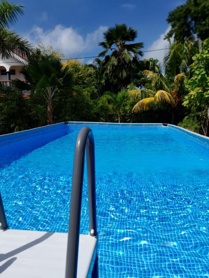 Вилла Island Charm Of Praslin Виктория Экстерьер фото
